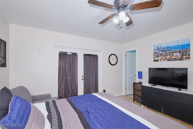 bedroom with ceiling fan