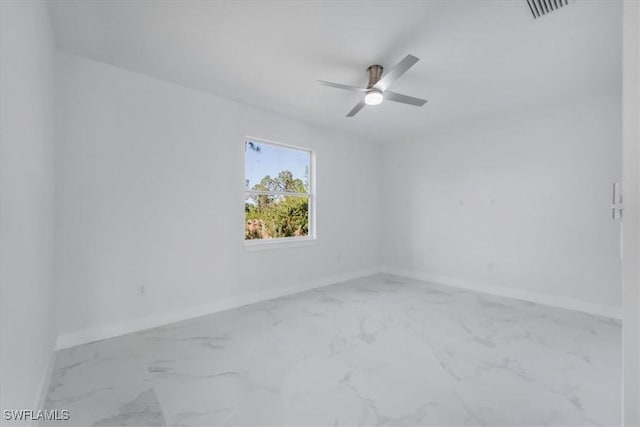 empty room with ceiling fan