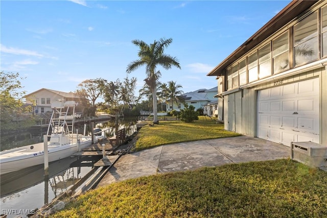 view of yard with a water view