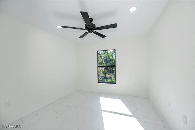 empty room with ceiling fan