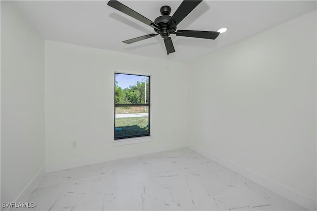 empty room with ceiling fan