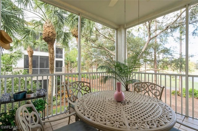 view of sunroom / solarium