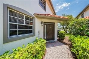 view of property entrance