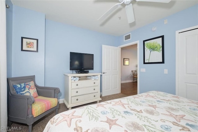 bedroom featuring carpet and ceiling fan