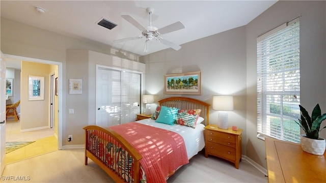 bedroom with ceiling fan