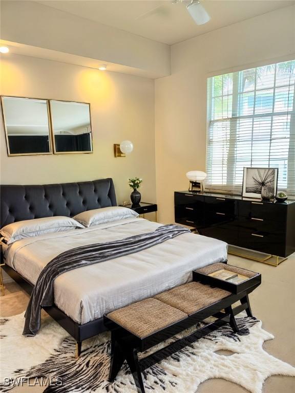 bedroom featuring ceiling fan