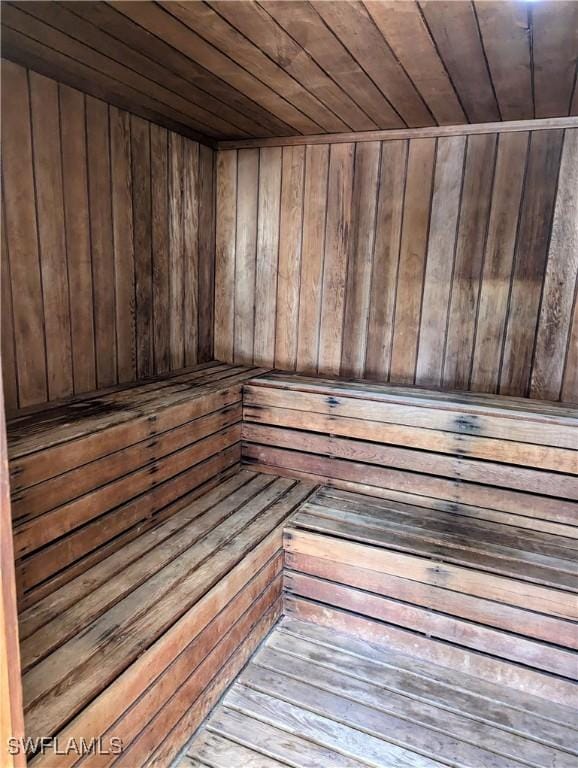 view of sauna / steam room