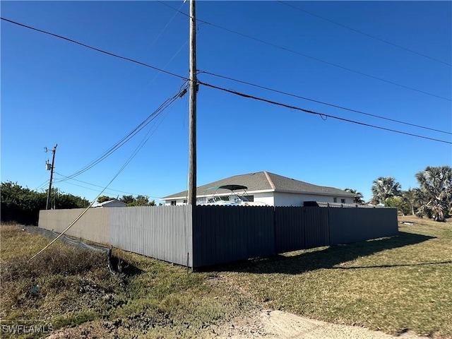 view of property exterior