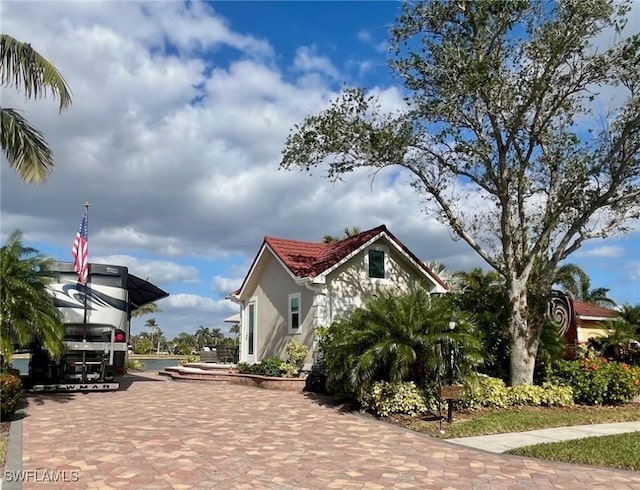 Listing photo 2 for 4601 Southern Breeze Dr, Naples FL 34114