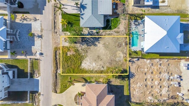 Listing photo 2 for 151 Mid Island Dr, Fort Myers Beach FL 33931