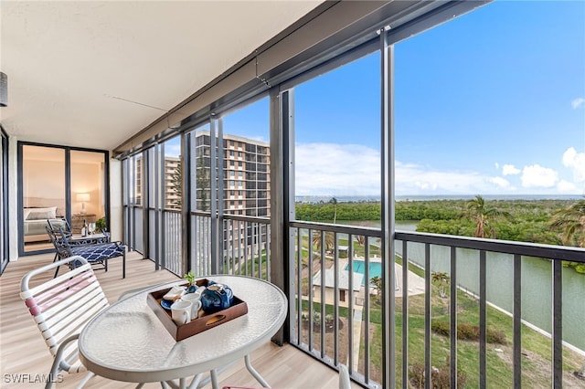 view of sunroom / solarium