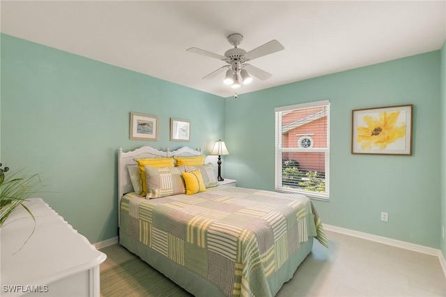 bedroom featuring ceiling fan