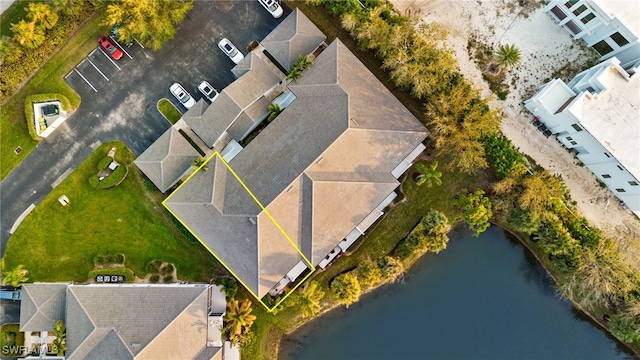 bird's eye view featuring a water view