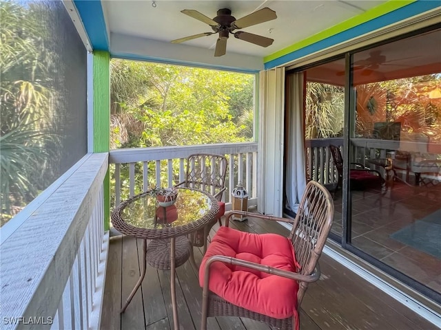 564 Coral Cir, Captiva, FL 33924 - sunroom / solarium featuring ceiling fan