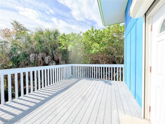 564 Coral Cir, Captiva, FL 33924 - view of wooden deck