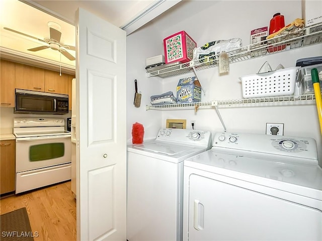 13276 White Marsh Ln Unit 3524, Fort Myers, FL 33912 - laundry area with separate washer and dryer, light wood finished floors, and ceiling fan