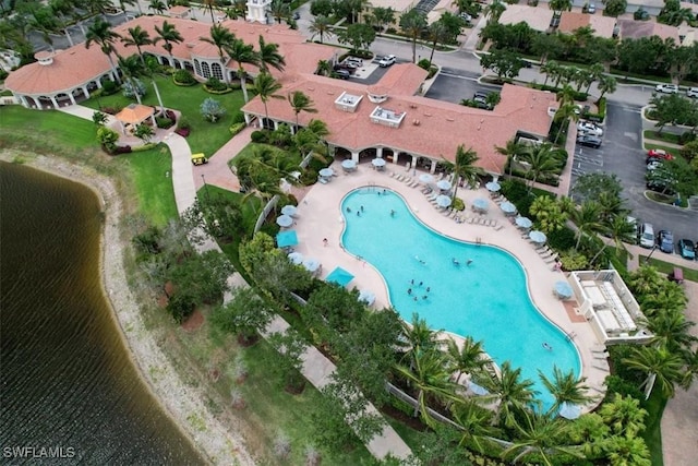 bird's eye view featuring a water view