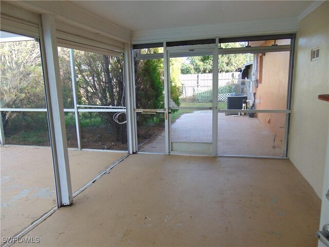 view of unfurnished sunroom