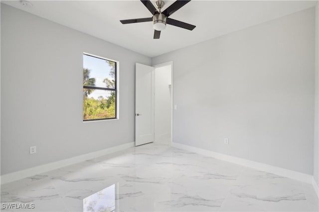 empty room with ceiling fan