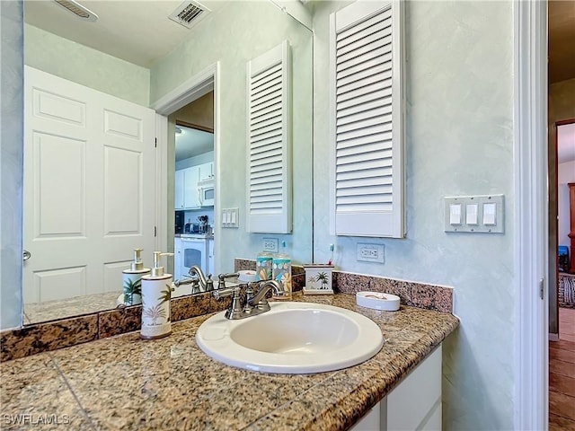 7397 Grande Pine Rd, Bokeelia, FL 33922 - bathroom with vanity
