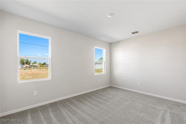 view of carpeted spare room