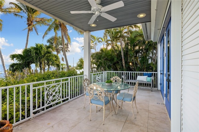 balcony with ceiling fan