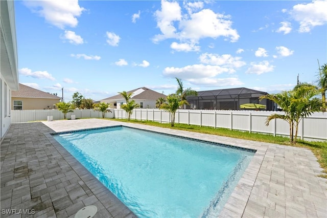 view of swimming pool featuring a patio