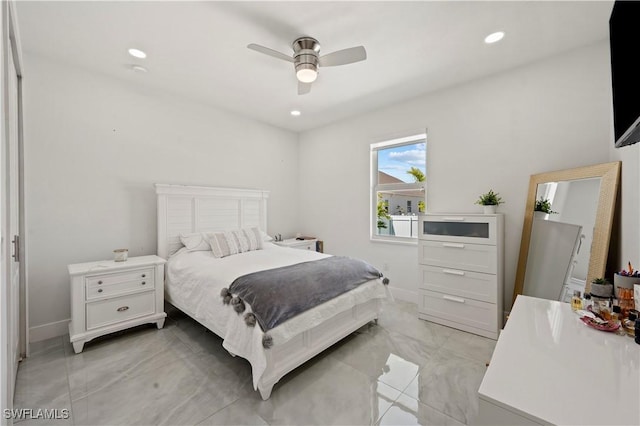 bedroom featuring ceiling fan