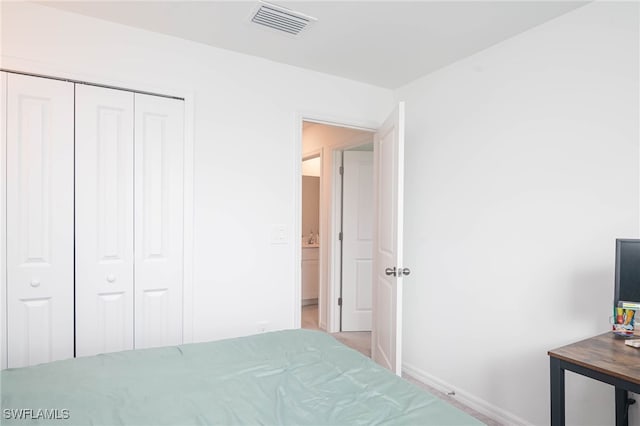 bedroom with a closet