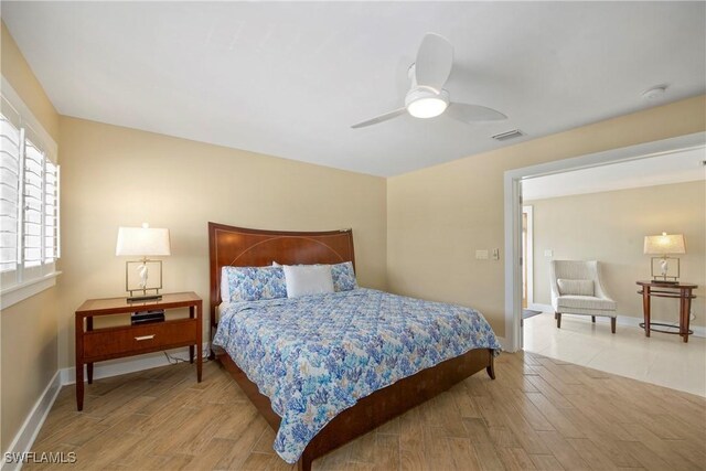 bedroom featuring ceiling fan