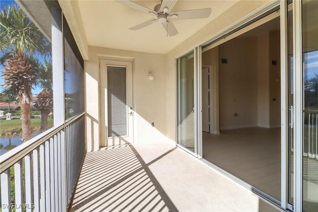 balcony with ceiling fan