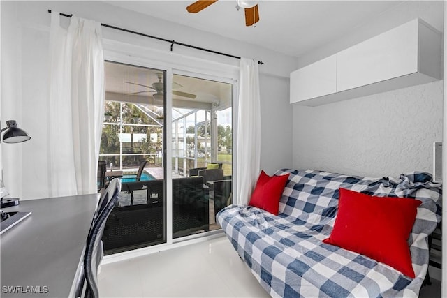 bedroom with ceiling fan