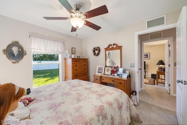 bedroom featuring ceiling fan