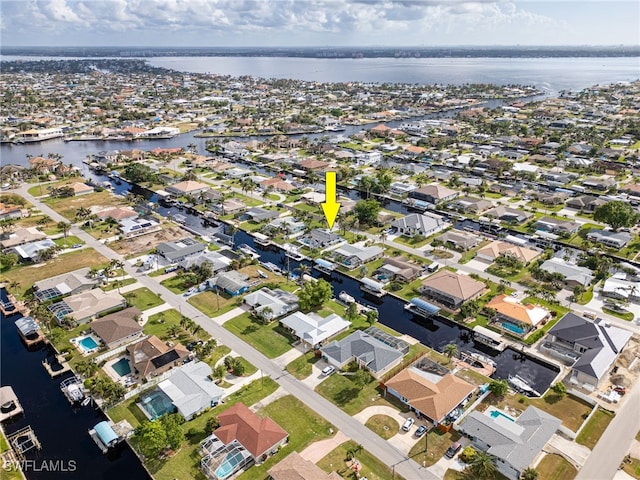 bird's eye view featuring a water view