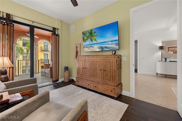 living room featuring ceiling fan