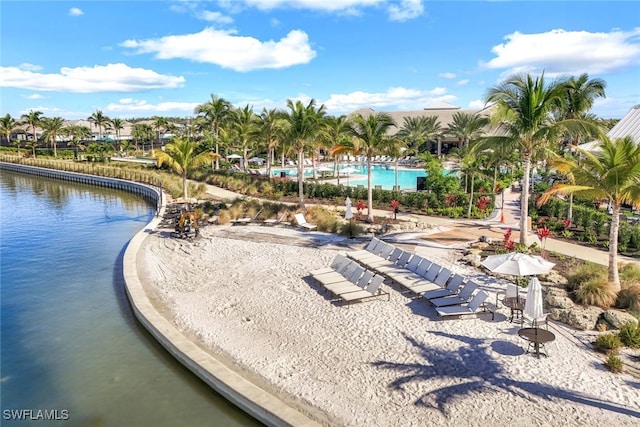 bird's eye view with a water view