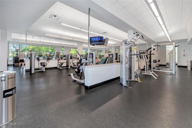 workout area with baseboards and visible vents