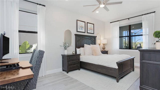 bedroom featuring ceiling fan