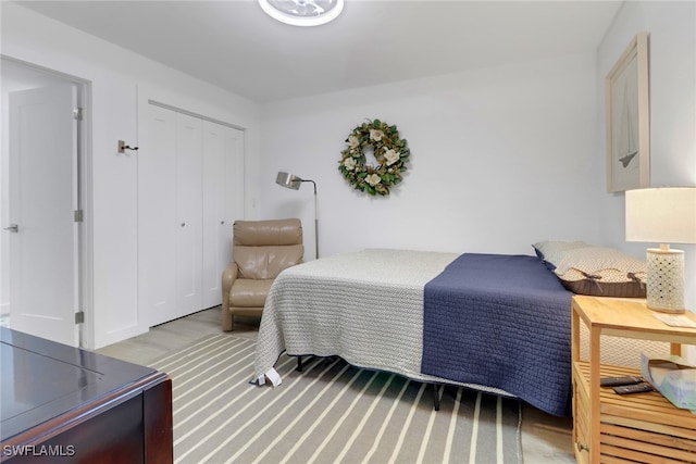 bedroom featuring a closet