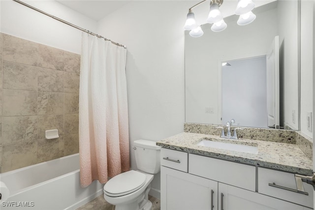 full bathroom with shower / tub combo with curtain, vanity, and toilet