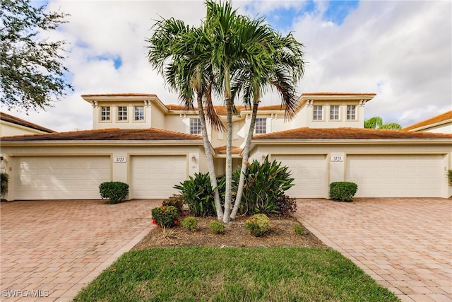 view of front of house with a garage