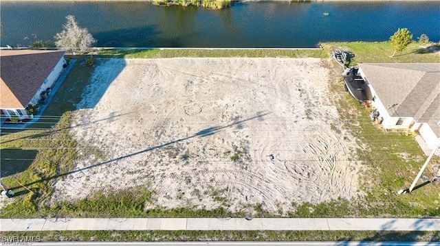 Listing photo 3 for 1215 Gleason Pkwy, Cape Coral FL 33914