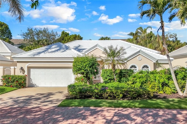 view of front of house with a garage