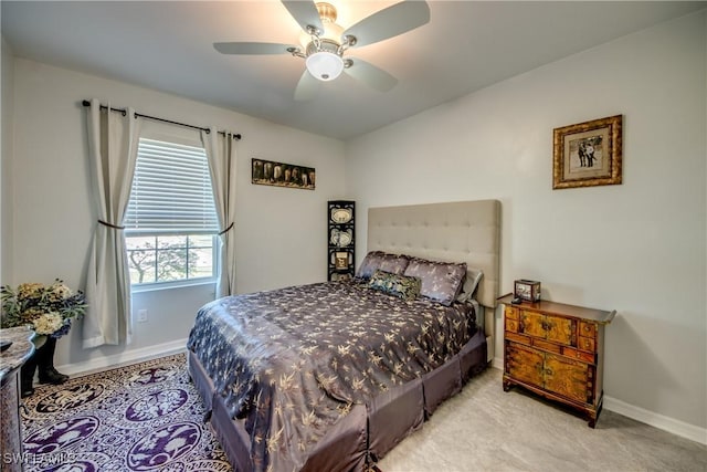 bedroom with ceiling fan