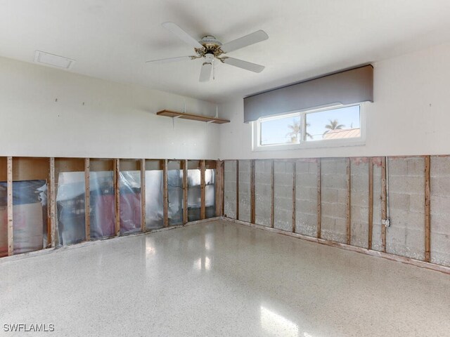 garage with ceiling fan