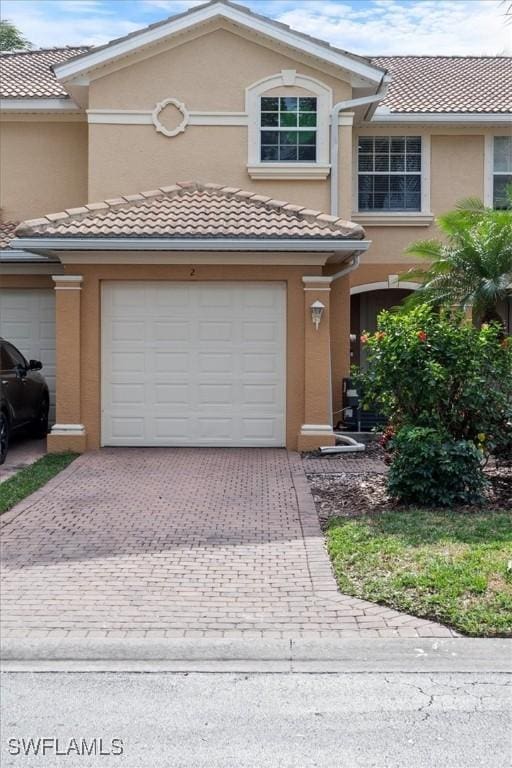 view of front of house with a garage