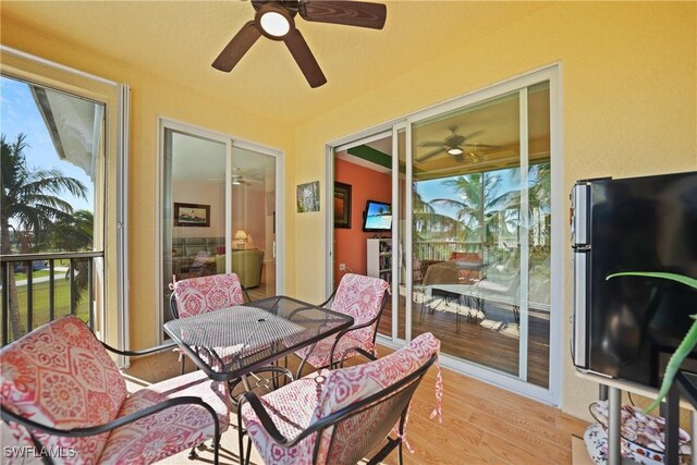 view of sunroom / solarium