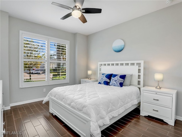 bedroom featuring ceiling fan