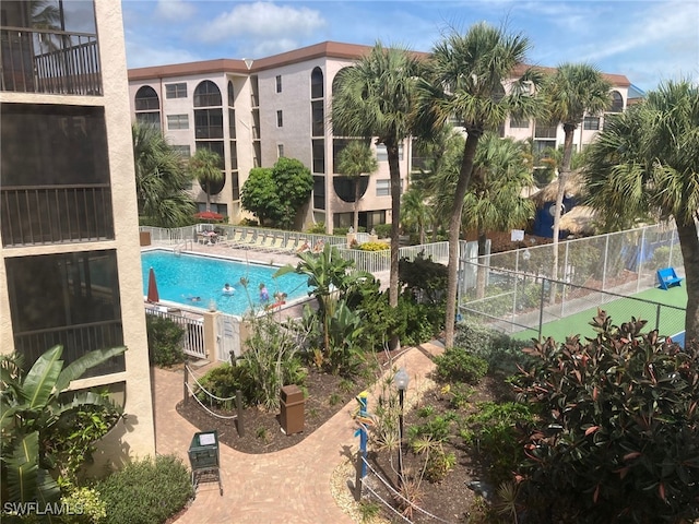 view of swimming pool