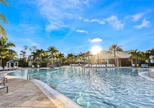 view of swimming pool featuring a patio